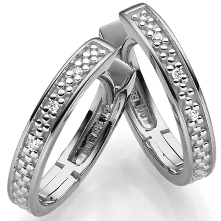 diamantreringer__ct_1-10.webp Diamantøreringer 0,02 ct.
