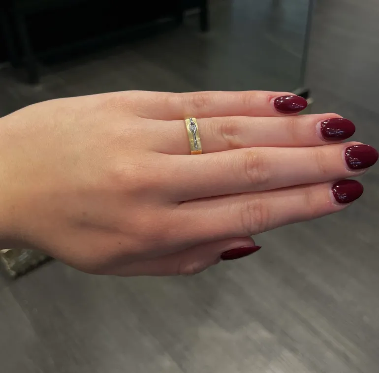 diamantring__ct_1-30.webp Diamantring 0,03 ct.