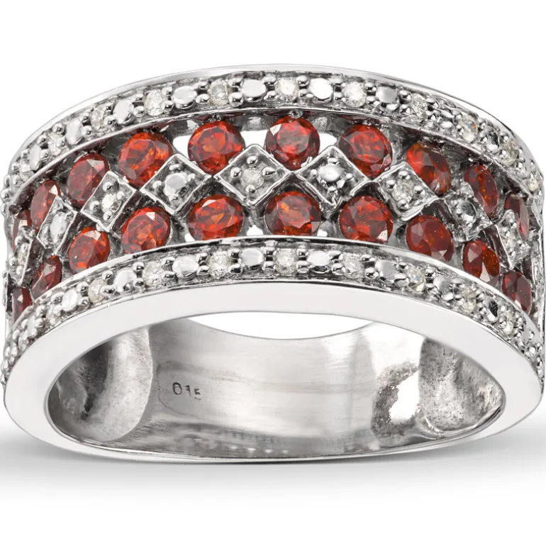 diamantring_med_granat_1.webp Diamantring med granat