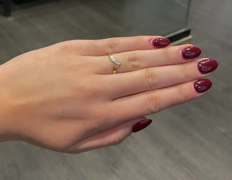 diamantring_vring_1.webp Diamantring V-ring