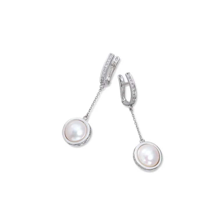 perle_repynt_med_diamante_0.webp Perle ørepynt med diamanter