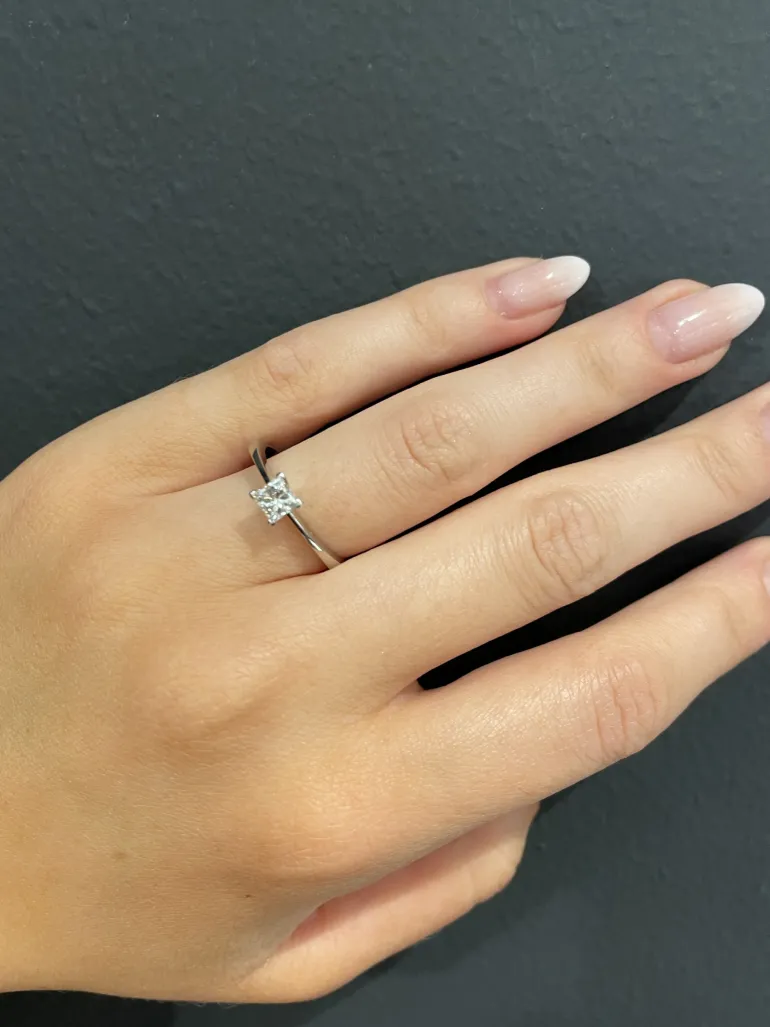 princess_cut_ct_twsi_1.webp Princess cut 0,40ct. TW-Si