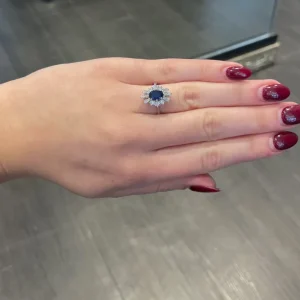Safir og diamantring 0,80 ct.