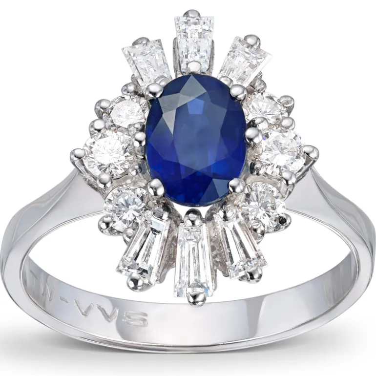 safir_og_diamantring__ct_2-2.webp Safir og diamantring 0,80 ct.