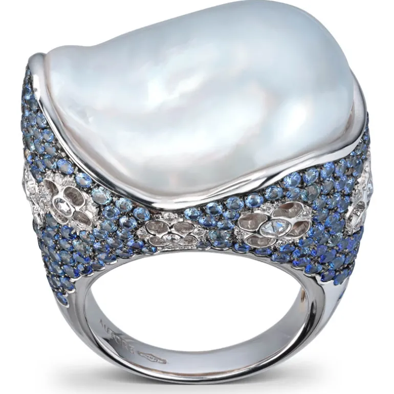 safir_og_diamantring_med__2.webp Safir- og diamantring med sydhavsperle