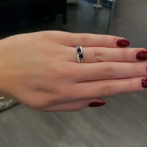 Safir ring