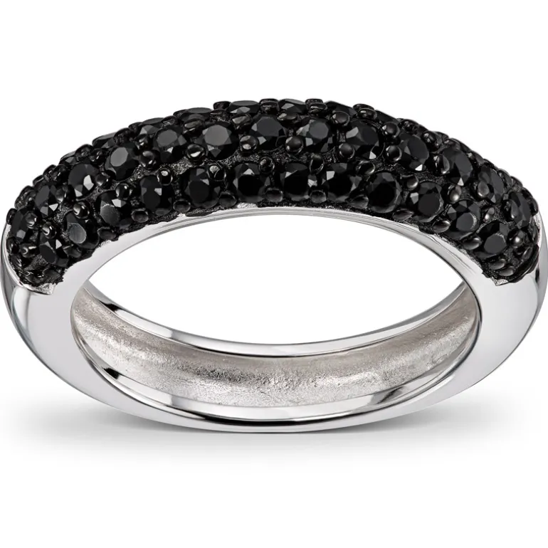slvring_sort_cubic_zirkon_1.webp Sølvring sort cubic zirkonia