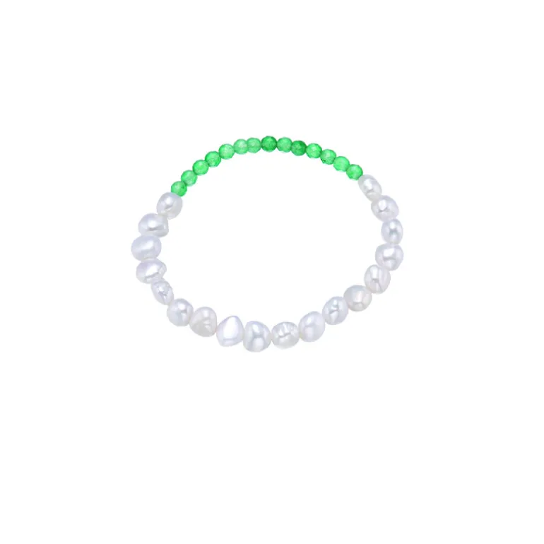 strikkarmbnd_perler_og_gr_0.webp Strikkarmbånd perler og grønn aventurin