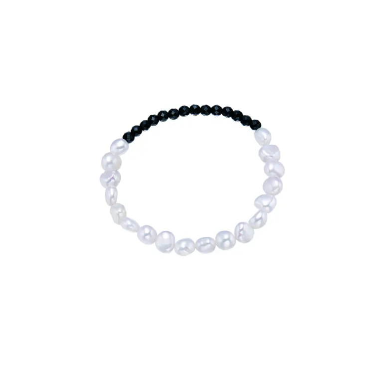 strikkarmbnd_perler_og_on_0.webp Strikkarmbånd perler og onyx
